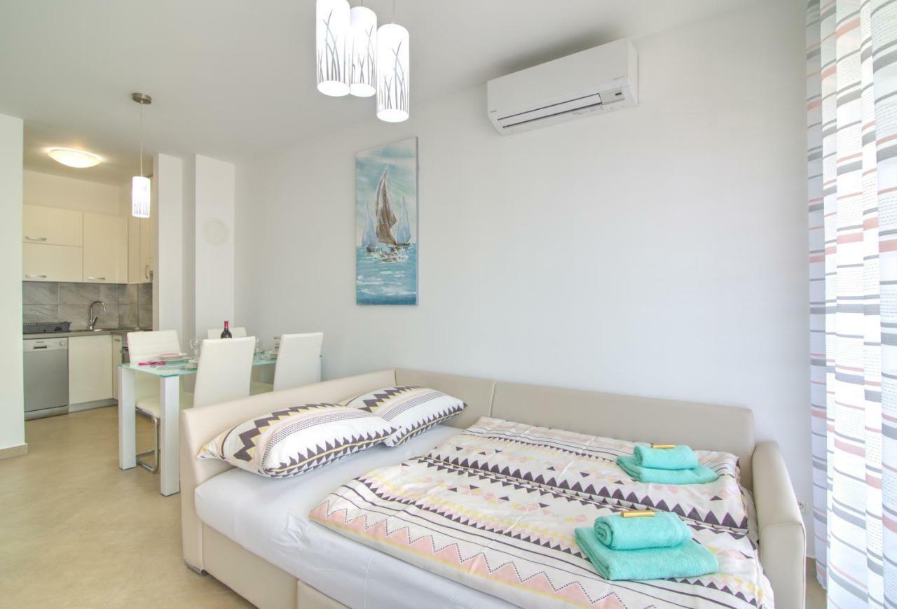 Apartment Waves-Villa Sunce Сень Экстерьер фото